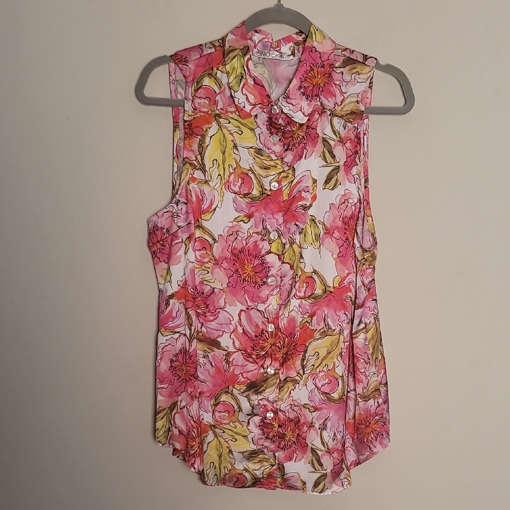 Snoskins Pink Floral Silky Button Up Top Sz M Artsy Bloomcore Spring